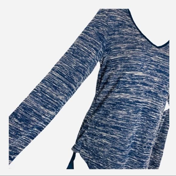 LEE Chiffon Trimmed Sweater - Small - Picture 5 of 9